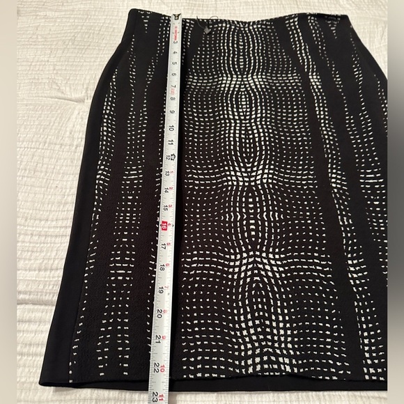 Diane Von Furstenberg Panel Marta Skirt - Size 8 - Picture 10 of 11